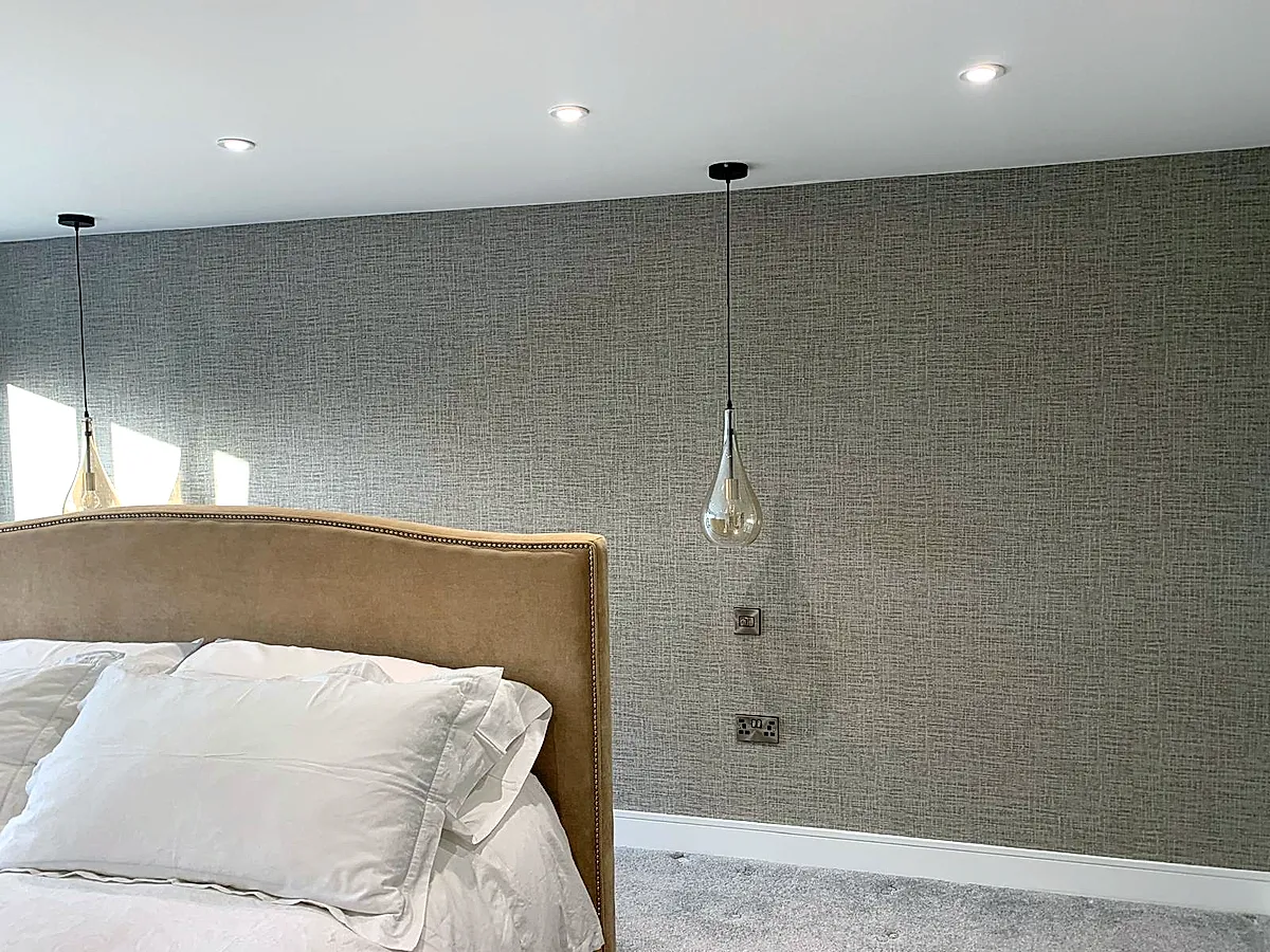Loughton — Textured linen-effect bedroom feature wall